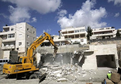 جرفات اسرائيلية تهدم منازل بالقدس - أرشيفية